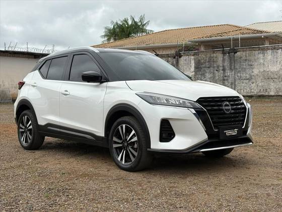 NISSAN KICKS 1.6 16V FLEXSTART EXCLUSIVE XTRONIC NISSAN KICKS 1.6 16V FLEXSTART EXCLUSIVE XTRONIC